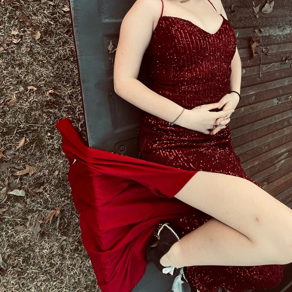 PROM DRESS! - Picture 3 of 3